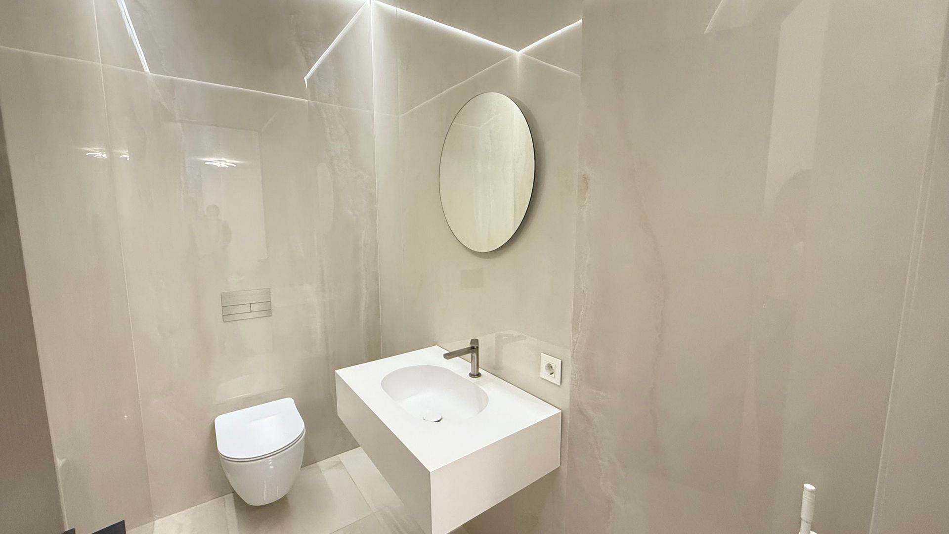 FZeeN | 2 Rooms | Boutique Building | - imagine 5