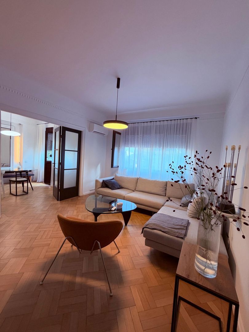 Apartament 3 camere Piata Romana/ Renovat / Centrala proprie/ Metrou - 2
