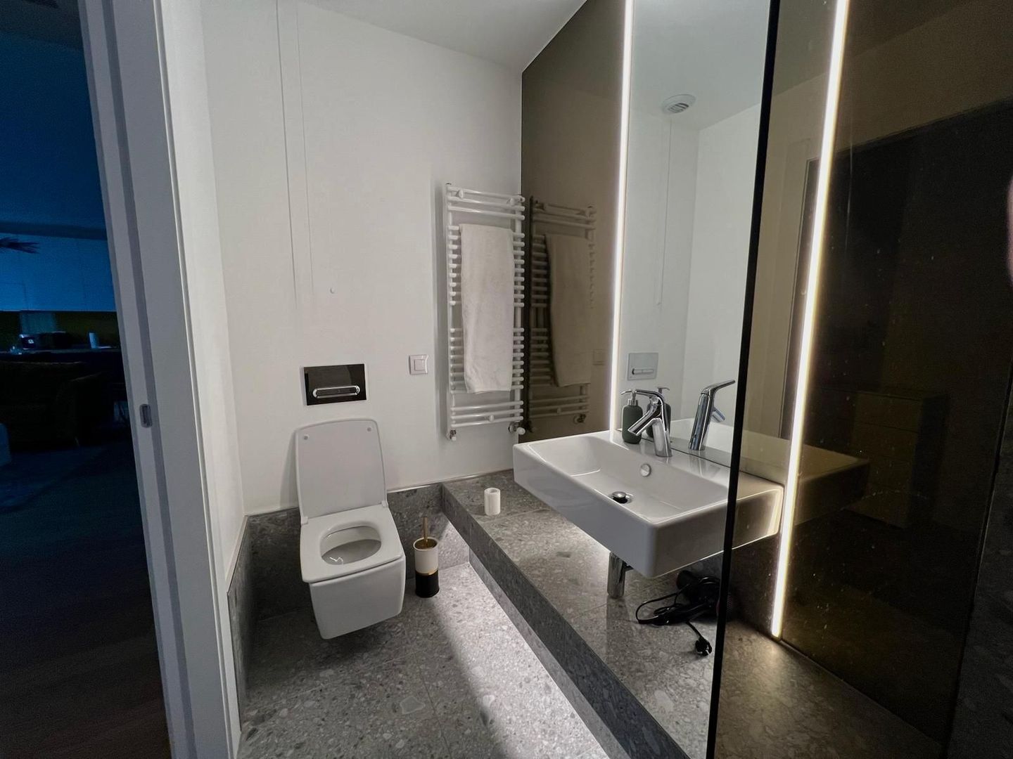 Apartament superb 3 camere in zona Aviatiei 2 locuri de parcare! - 10
