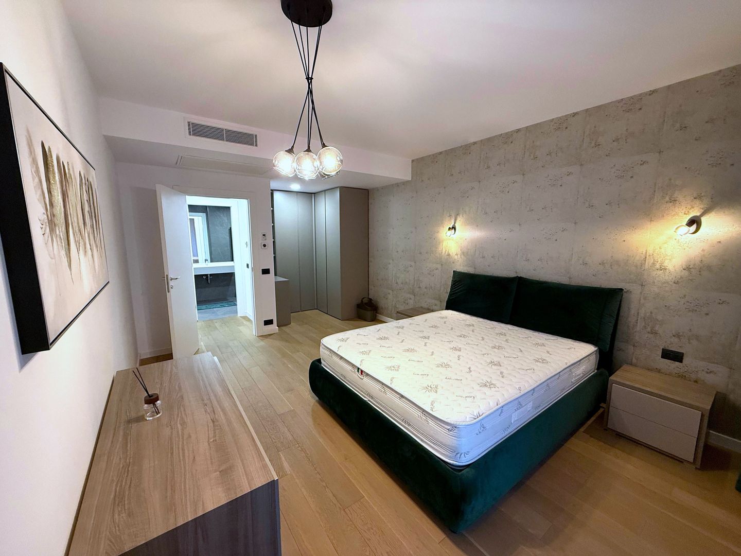 2 Room-HERASTRAU- Parking spot included - 3/4
