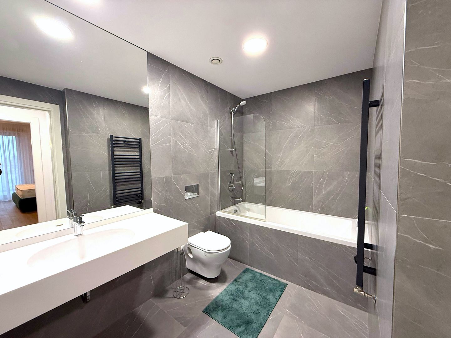 2 Room-HERASTRAU- Parking spot included