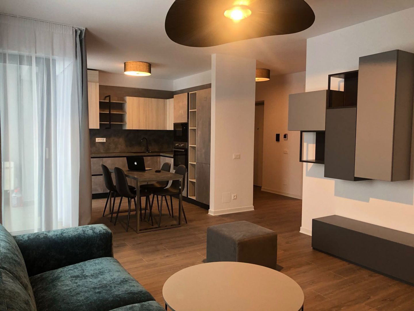 Apartament de lux cu 2 camere | Zona Aviatiei & Parcare Subterană |
