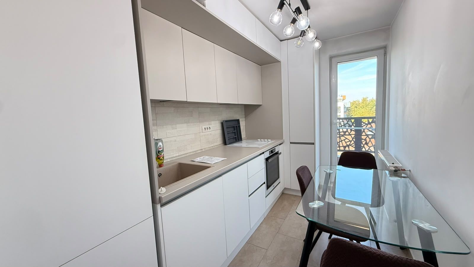 **Apartament disponibil pentru închiriere | Finisaje moderne** - 3/8