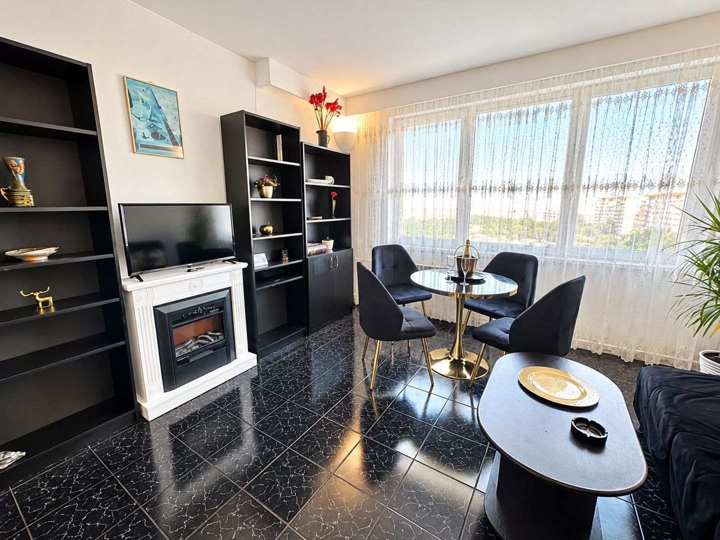 APARTAMENT 2 CAMERE | SALA PALATULUI - 2