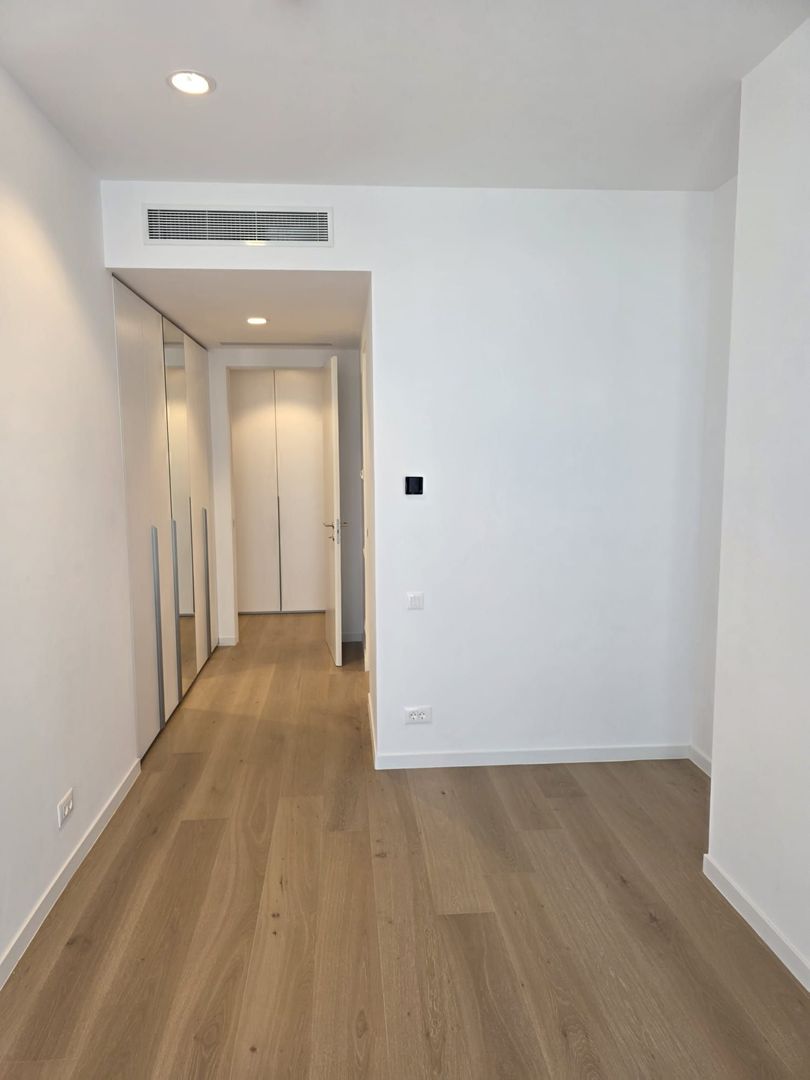 4-Room Apartment for Rent // Up-site // Parking Included // Spa