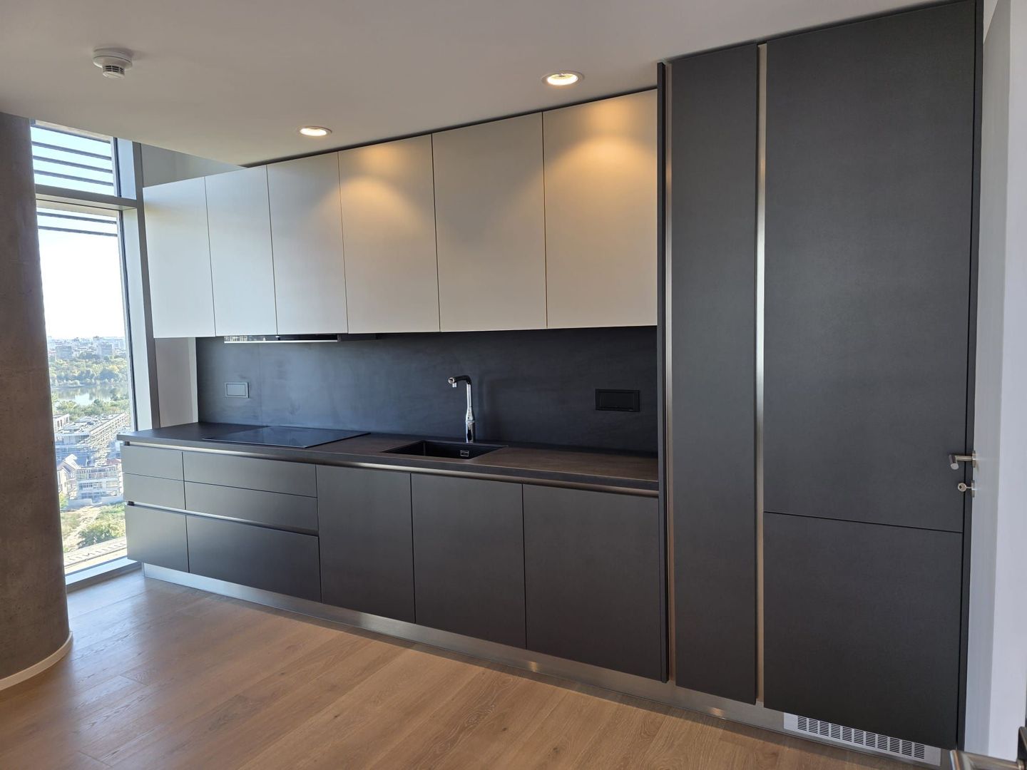 4-Room Apartment for Rent // Up-site // Parking Included // Spa - 6