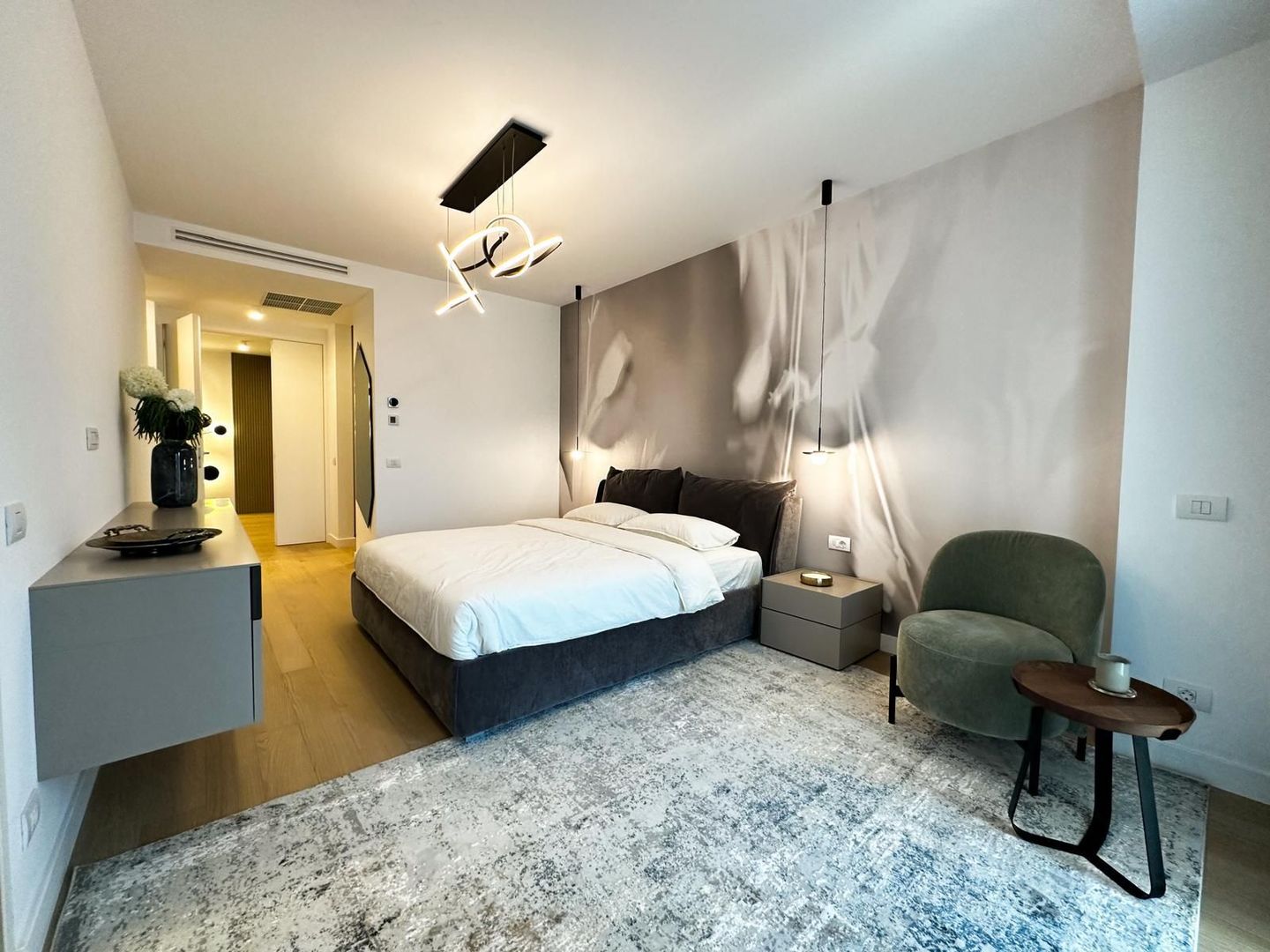 New | 4 Rooms | 200 sqm | Aviatorilor - 16
