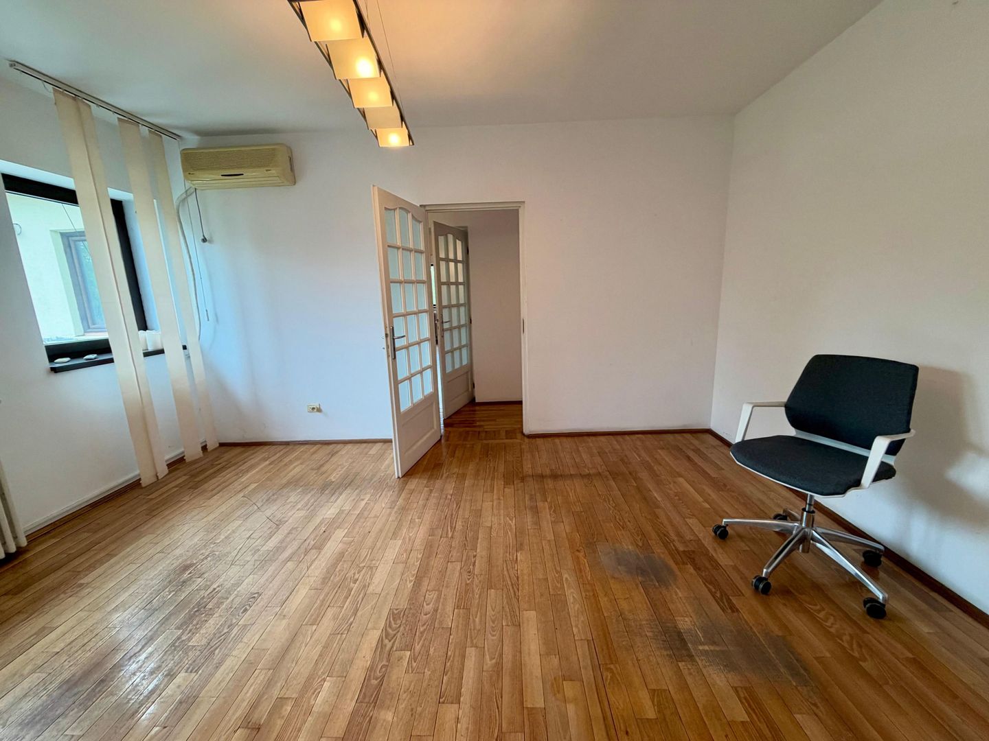Spatiu Birouri in VILA/ 124 mp/ Cotroceni/ Vizavi de Palatul Cotroceni - 14