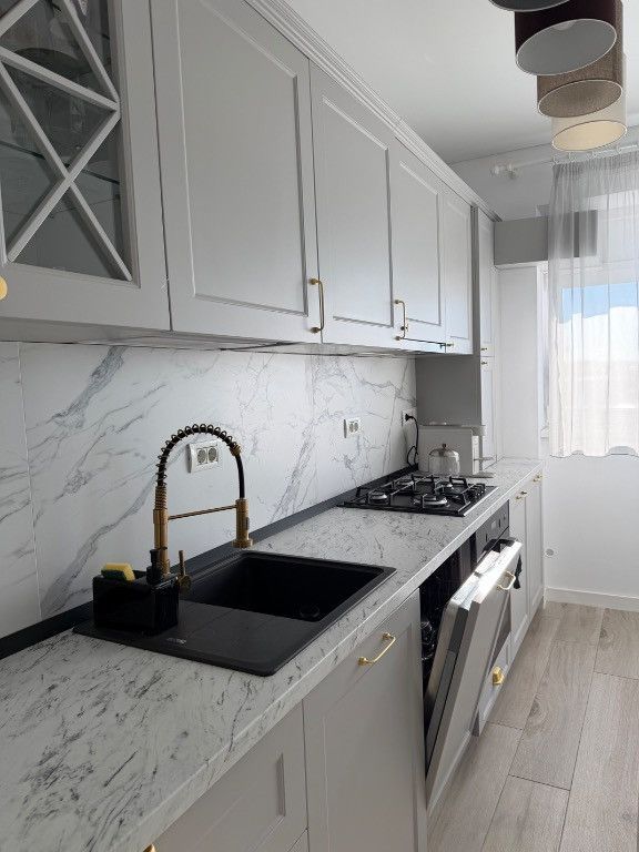 Apartament de 2 camere de închiriat, zona Mihai Bravu - 5/8