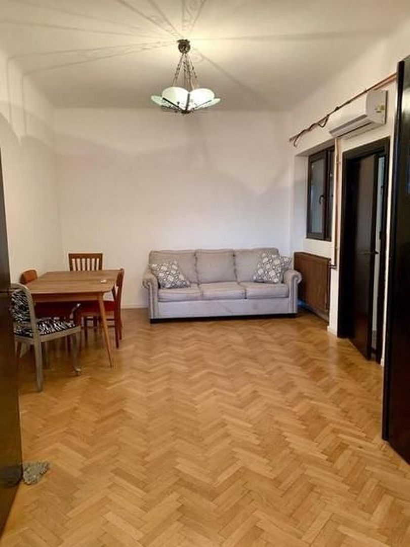 Apartament de 3 camere de închiriat, zona Universitate - 3/5