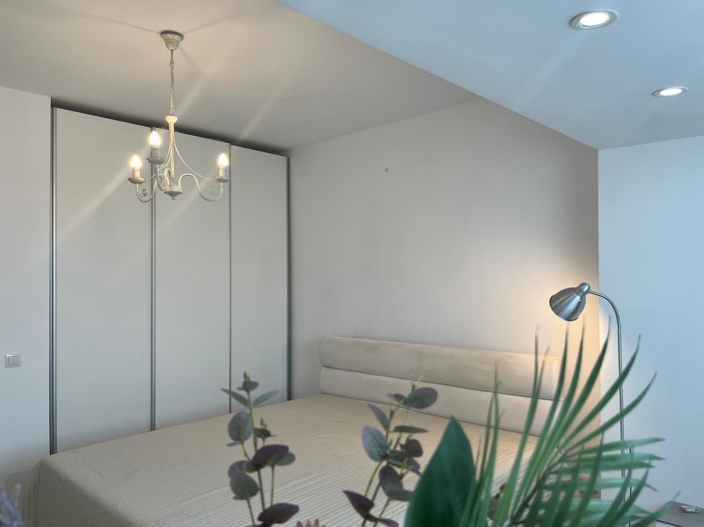 Apartament de 3 camere de închiriat, zona Decebal - 2/7