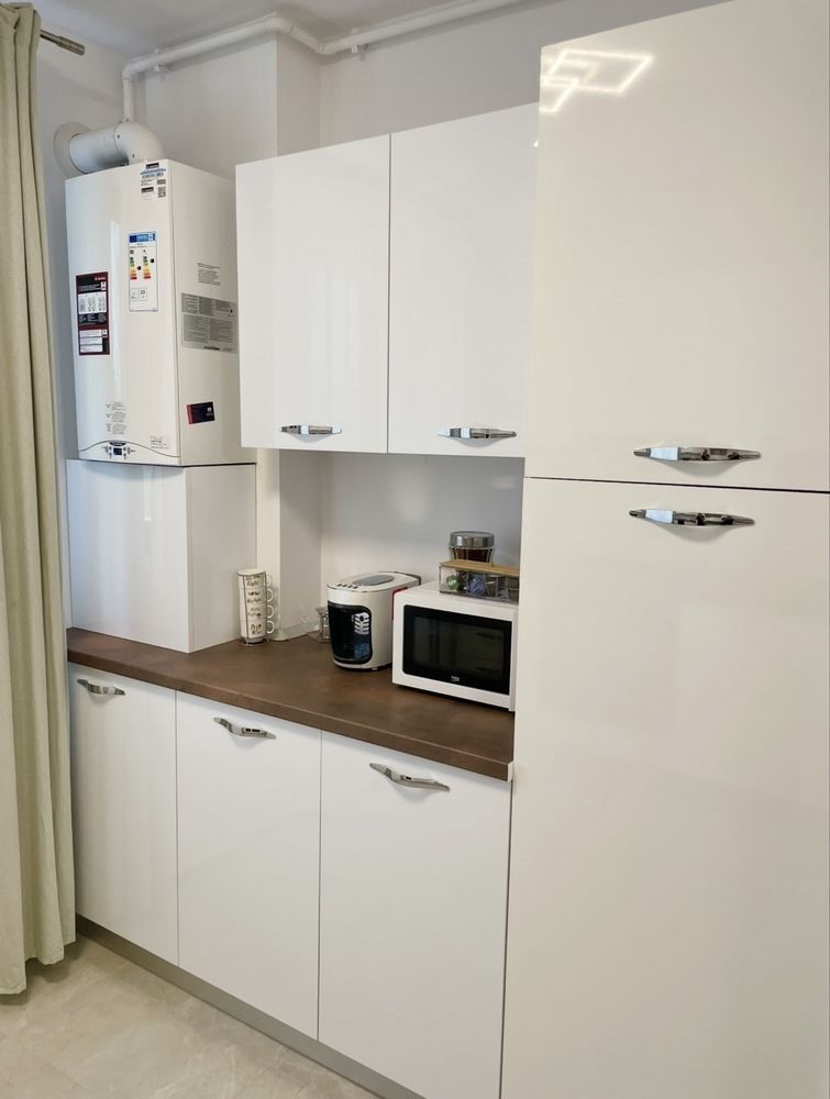 Apartament de 2 camere de închiriat, zona Pallady