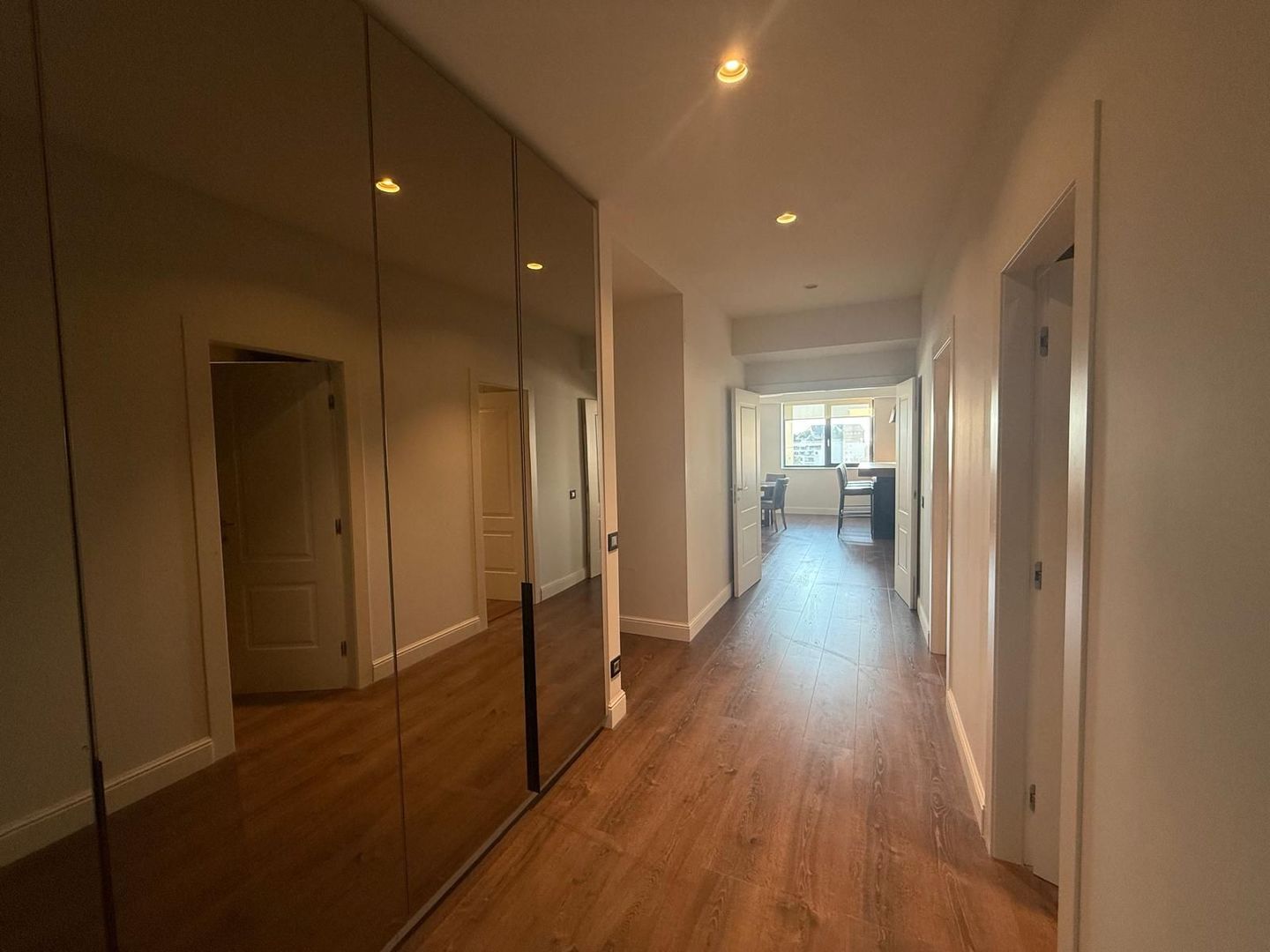 Apartament 4 camere spre inchiriere in zona Herastrau!