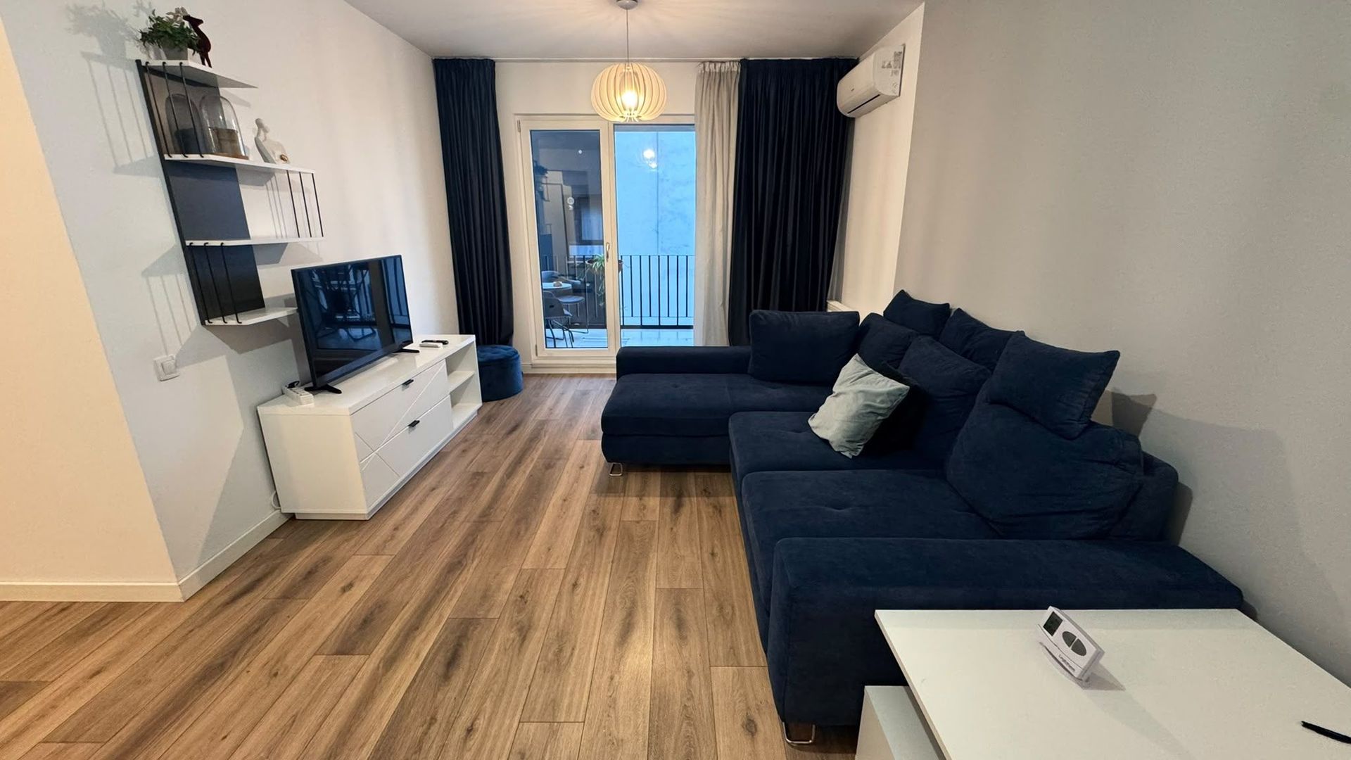 Apartament 3 camere Calea Călărași/ Bloc nou/ Parcare