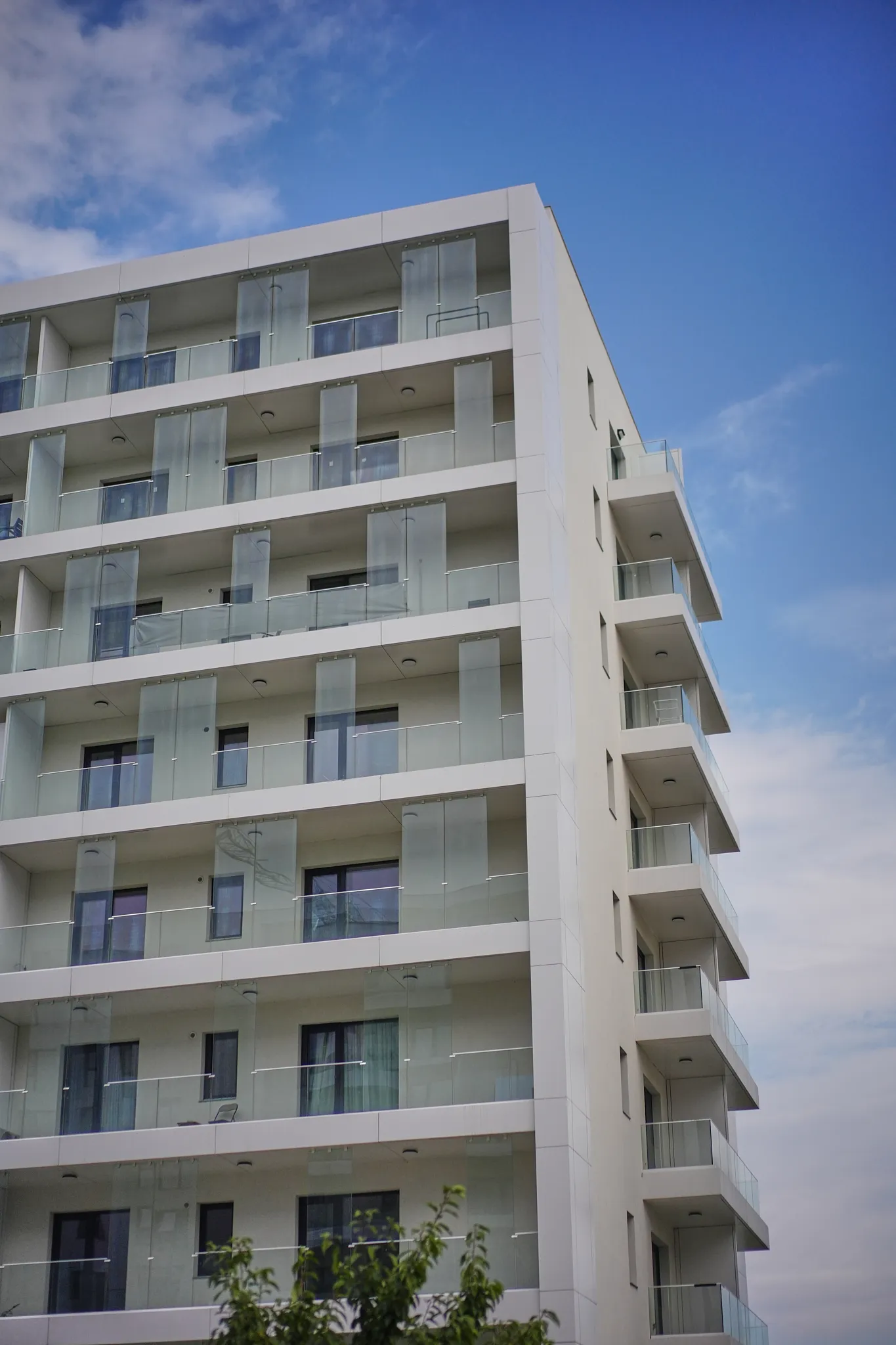 PIPERA - APARTAMENT CU 3 CAMERE - MOBILAT UTILAT + PARCARE SUBTERANA - 6/10