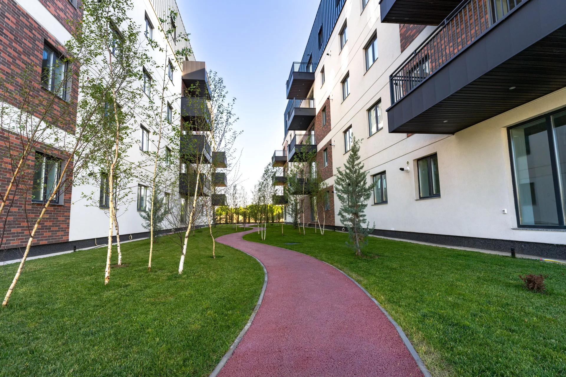 4 CAMERE CU GRADINA DE 50 MP - PIPERA - LANGA PADURE