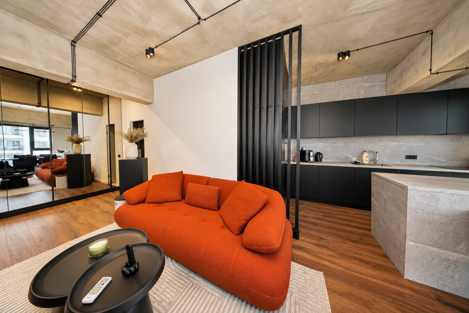 PIPERA - APARTAMENT CU 3 CAMERE - MOBILAT UTILAT + PARCARE SUBTERANA