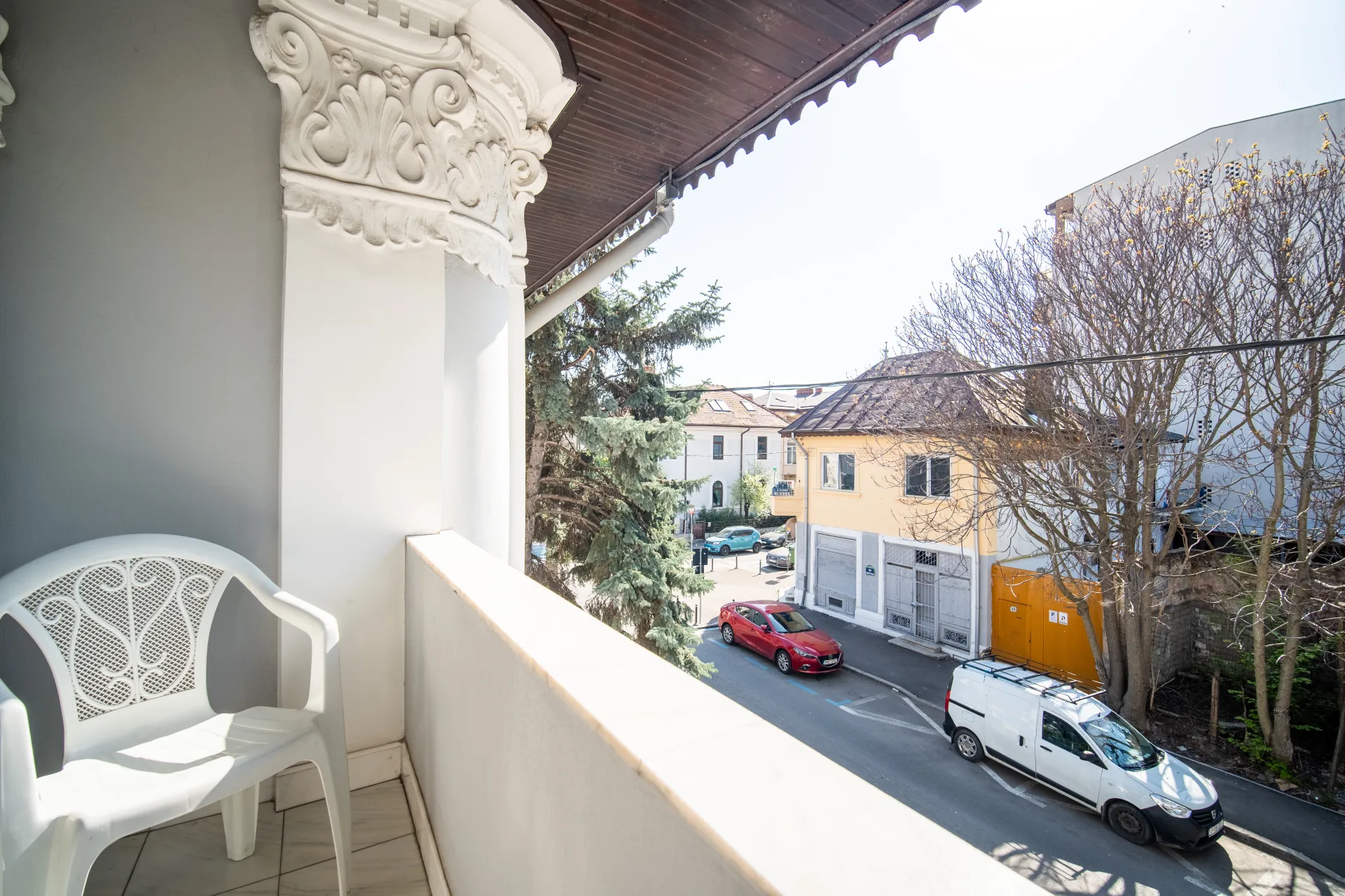 VILA INTERBELICA - AVIATORILOR - 11 CAMERE - 16