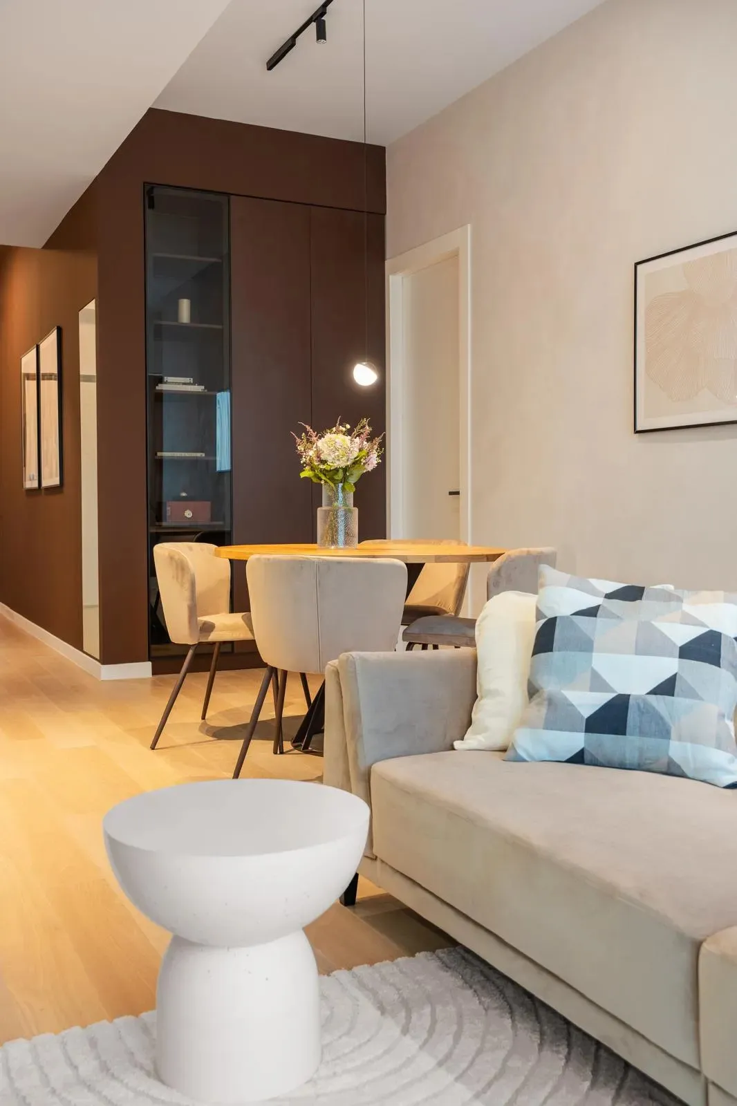APARTAMENT 3 CAMERE - MOBILAT UTILAT - ETAJ 12 - PARCARE SUBTERANA 