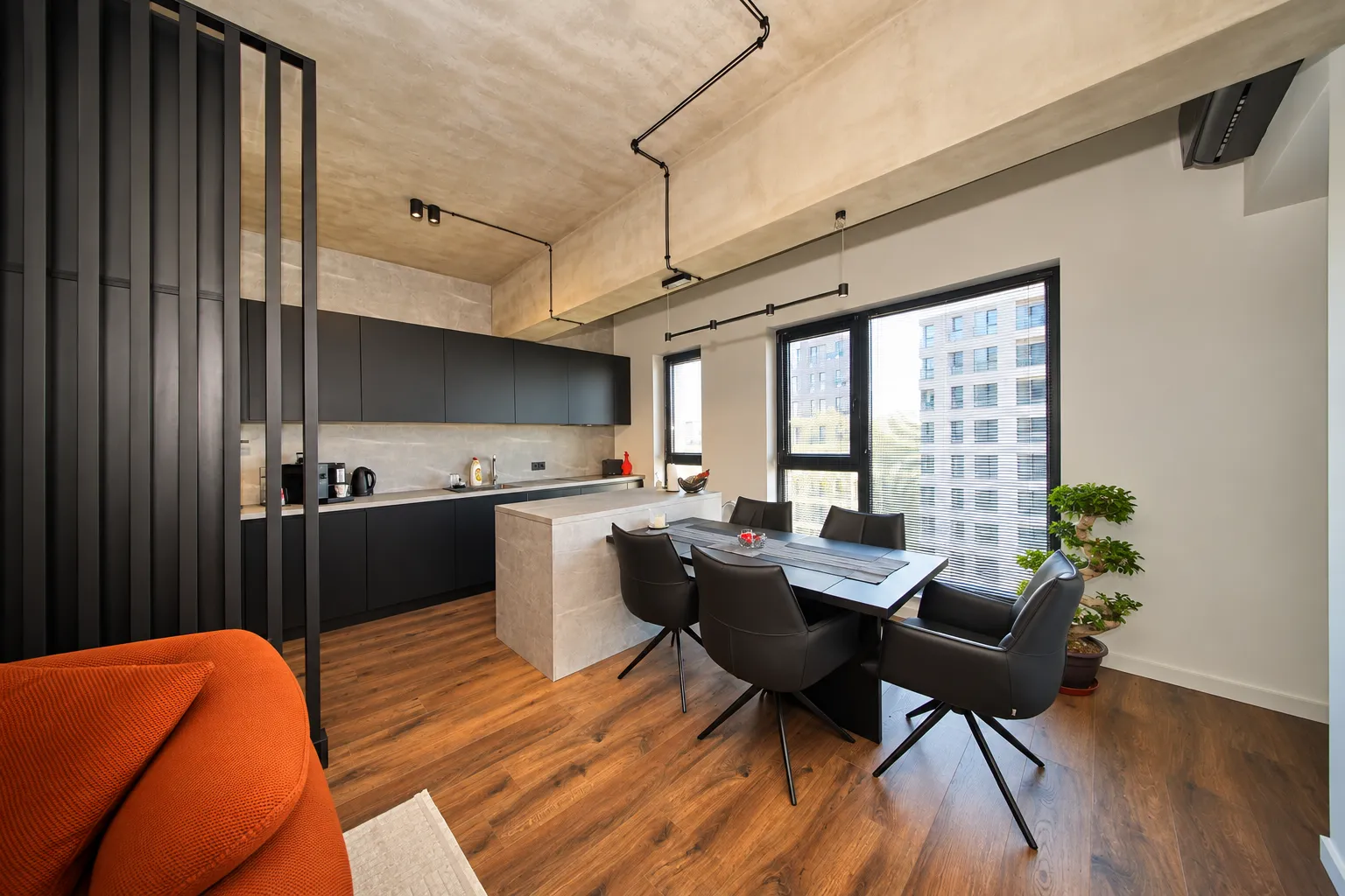 PIPERA - APARTAMENT CU 3 CAMERE - MOBILAT UTILAT + PARCARE SUBTERANA - imagine 4