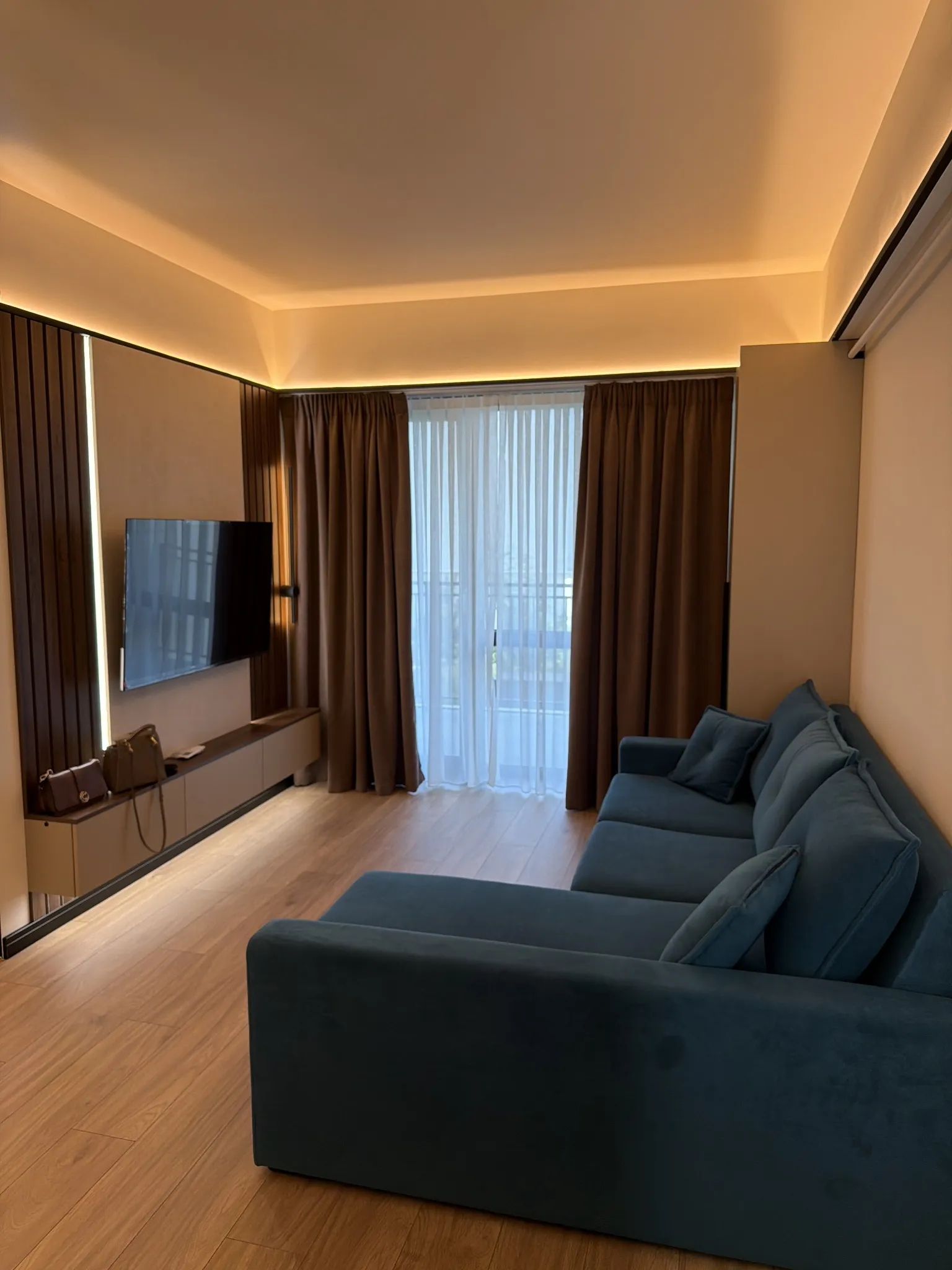 FULLY FURNISHED AND EQUIPPED ONE-BEDROOM APARTMENT - PIPERA