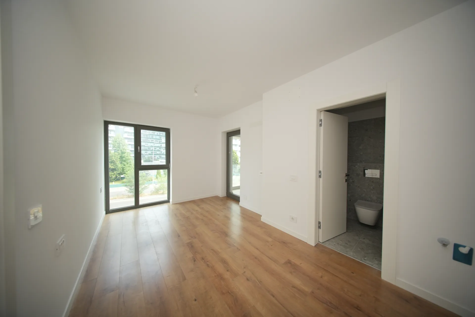2 CAMERE - BLOC NOU - LANGA METROU PIPERA - 5/10