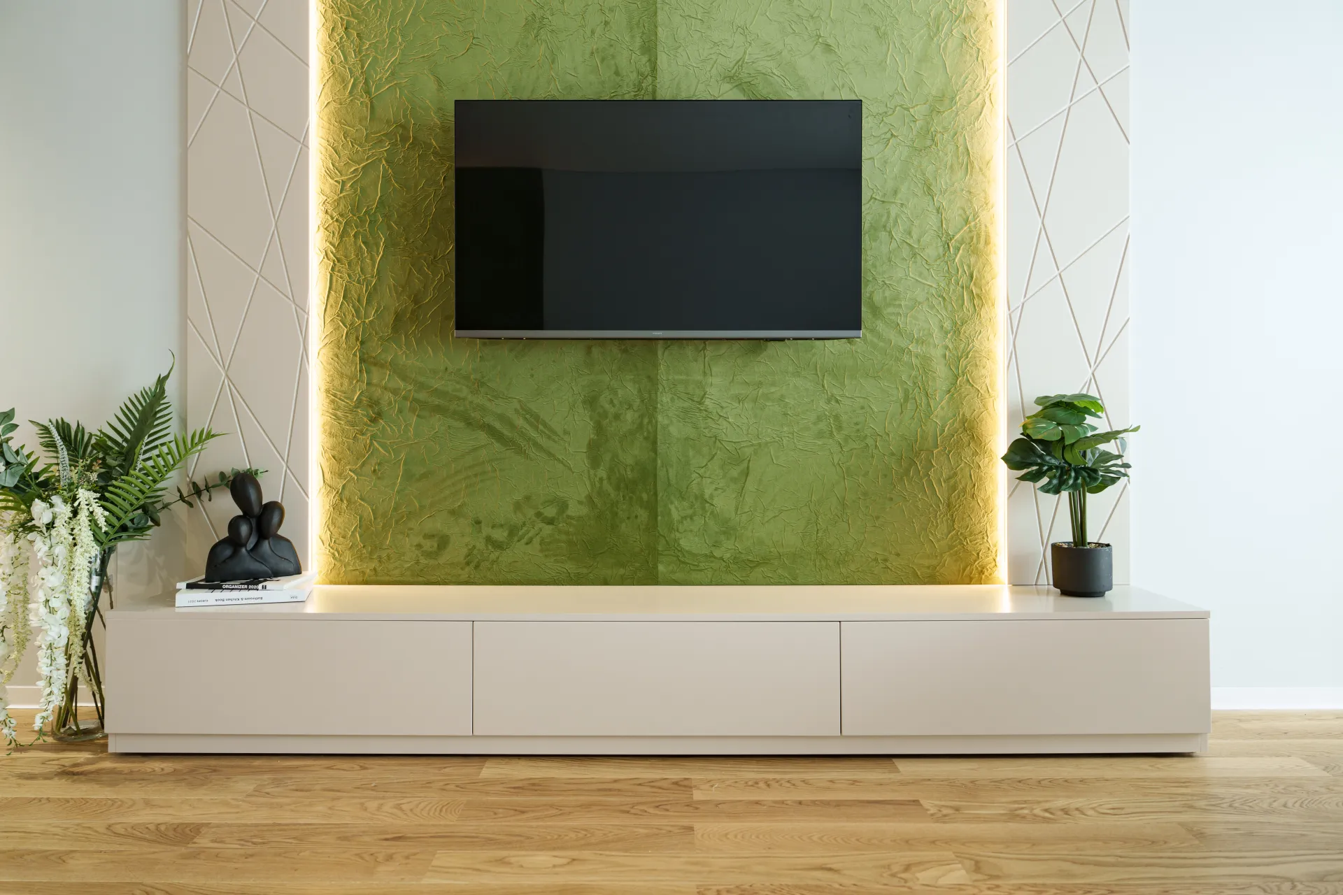 Apartament 3 camere Plumbuita, Tei, Bucuresti - 1/4
