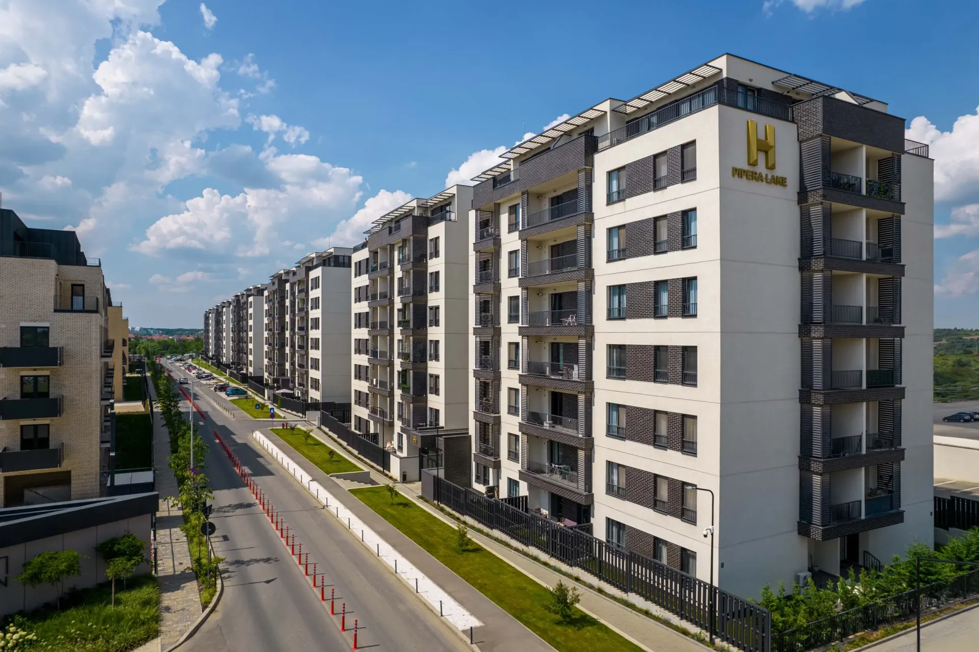 Apartament 2 camere | Terasă, parcare și facilități pentru familie | Pipera - 21