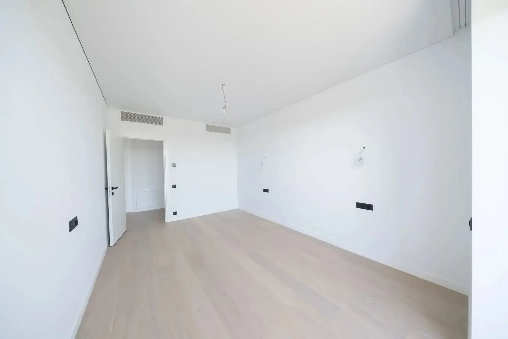 Apartament nou 3 camere | Sală de sport, loc de joacă și spații verzi