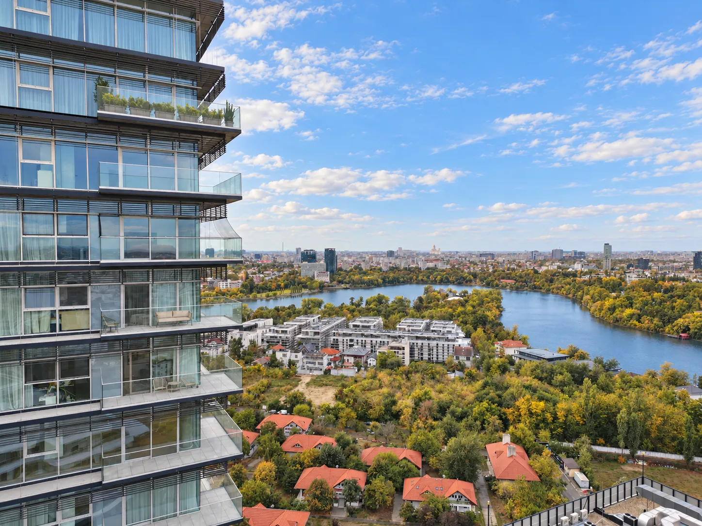 4 CAMERE - FLOREASCA - VEDERE SPRE LACUL FLOREASCA - LANGA PROMENADA - imagine 3